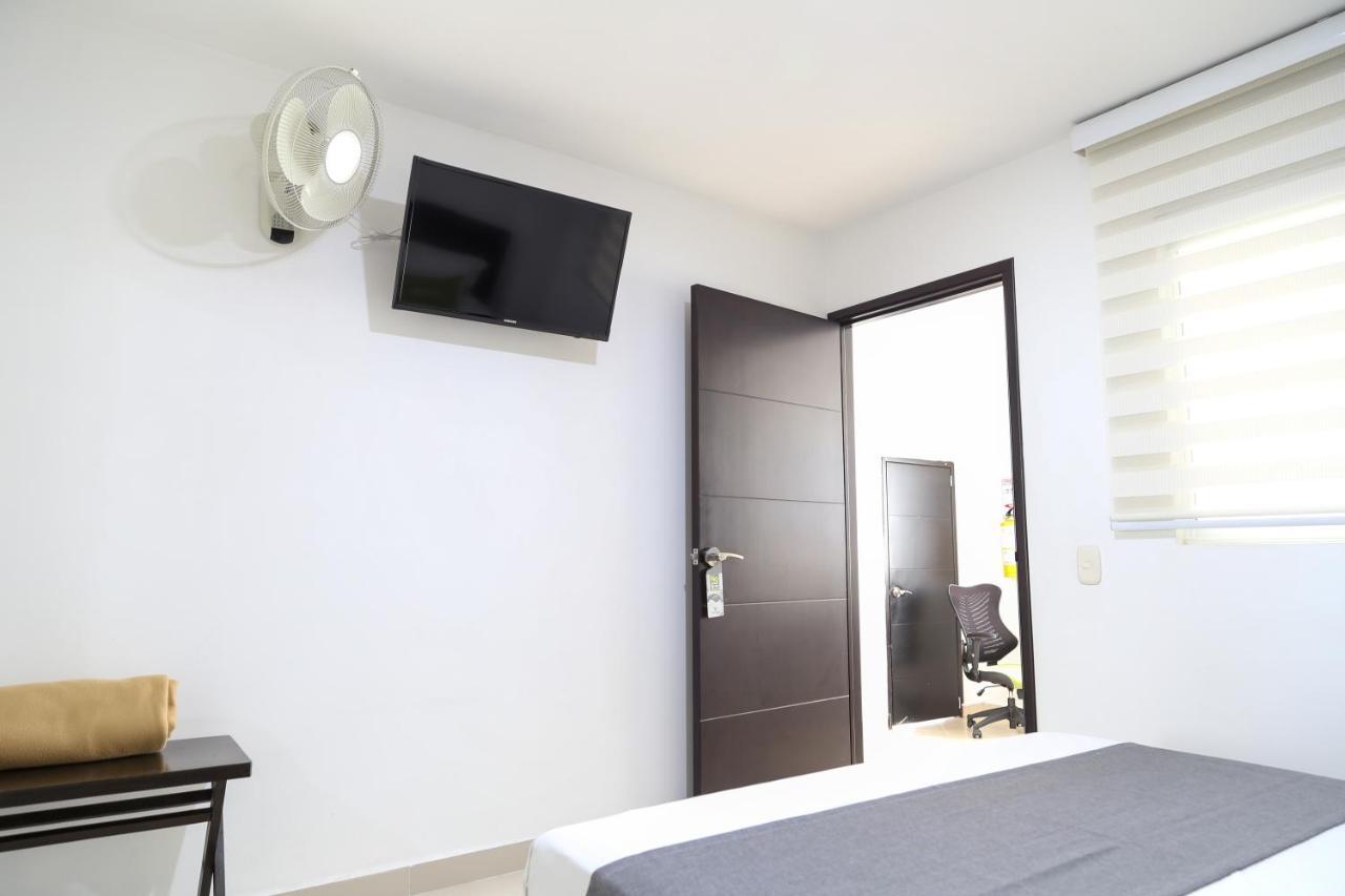 La Pera Hotel 布卡拉曼加 外观 照片