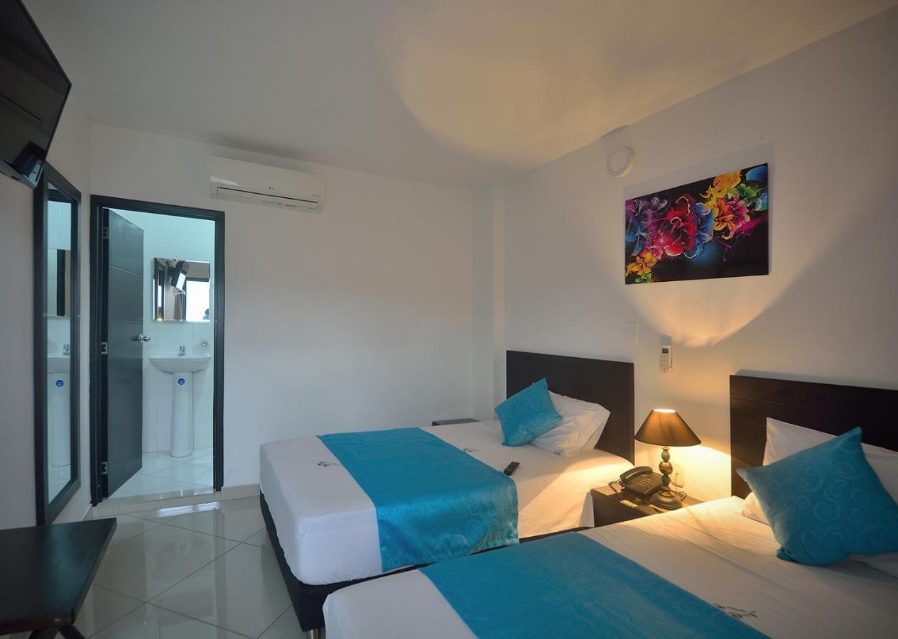 La Pera Hotel 布卡拉曼加 外观 照片